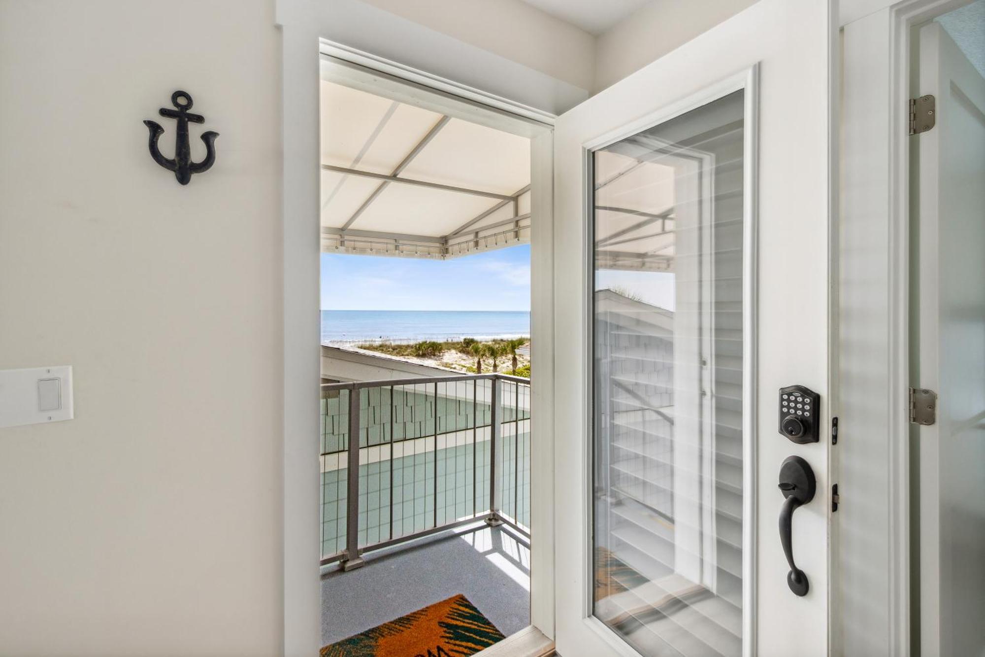 Seahorse Oceanfront Inn Neptune Beach Eksteriør billede